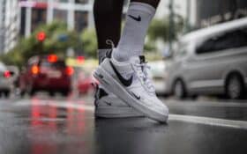enlever les plis sur les Air Force 1